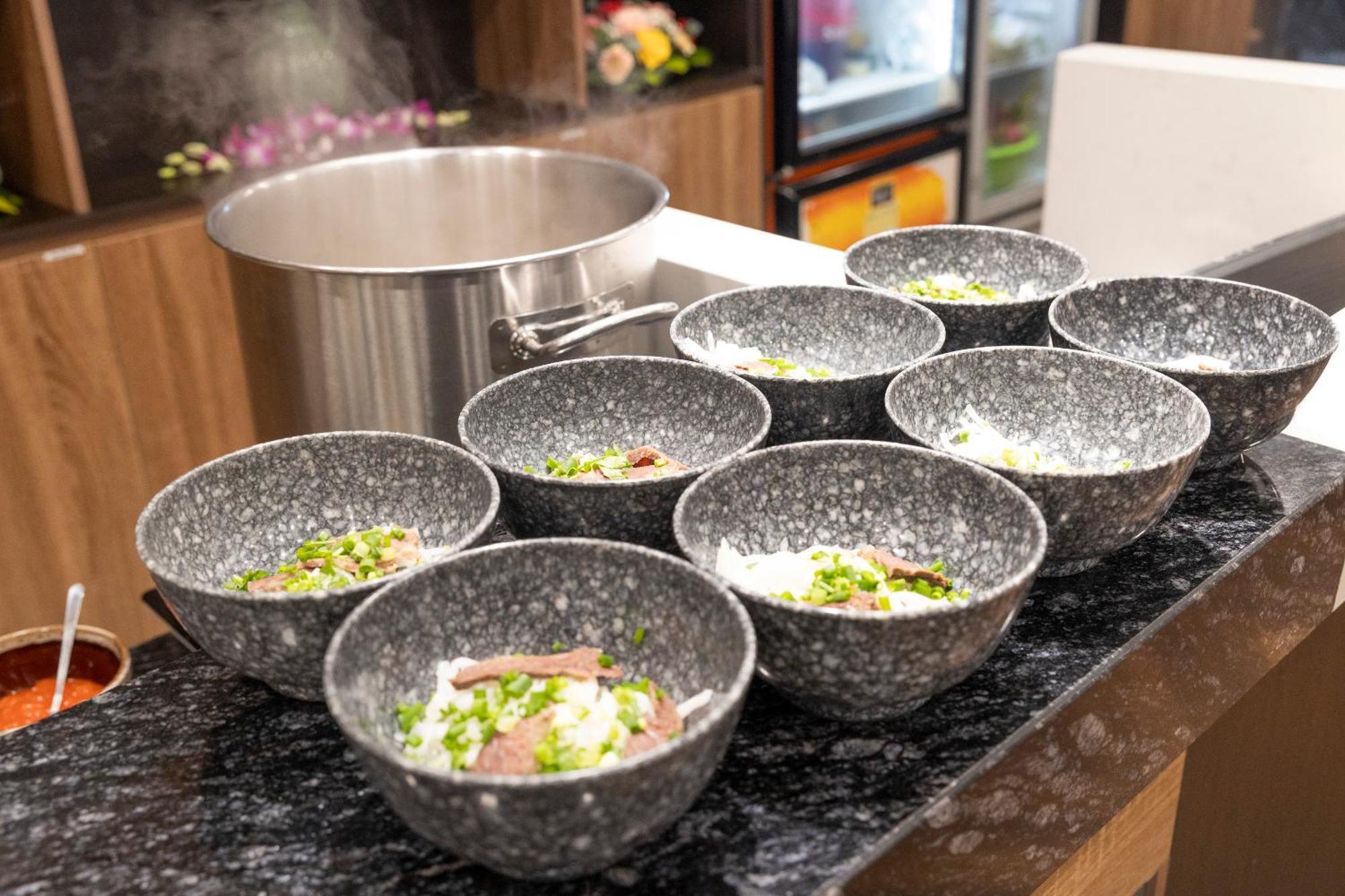 Viet Lotus Saigon Hotel Bandar Ho Chi Minh Luaran gambar